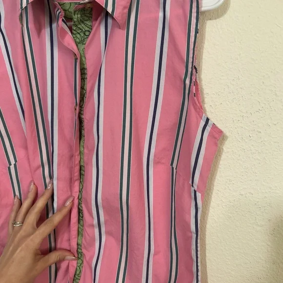 Robert Graham Pink Striped Sleeveless Button Down Shirt Size 6 - Picture 4 of 8